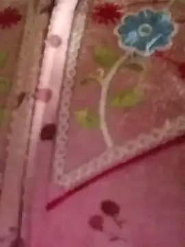 Snapshot of Wifesuman40 chatting on December 22, 2024, 6:17 am Wifesuman40 online show from December 22, 2024, 6:17 am