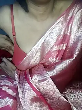 Snapshot of Wifesuman40 chatting on January 10, 2025, 7:04 am Wifesuman40 online show from January 10, 2025, 7:04 am