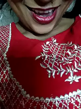 Snapshot of Wifesuman40 chatting on January 12, 2025, 5:33 pm Wifesuman40 online show from January 12, 2025, 5:33 pm