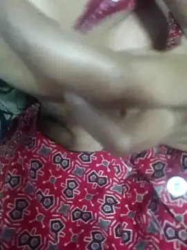 Snapshot of Wifesuman40 chatting on March 7, 2025, 11:40 am Wifesuman40 online show from March 7, 2025, 11:40 am