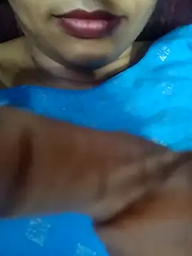 Snapshot of Wifesuman40 chatting on March 9, 2025, 9:24 am Wifesuman40 online show from March 9, 2025, 9:24 am