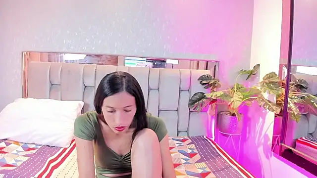 Snapshot of RoseTaylor__ chatting on March 4, 2026, 5:24 am RoseTaylor online show from March 4, 2026, 5:24 am