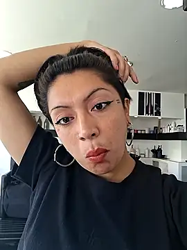 VenomKushx online show from February 18, 2026, 1:18 pm