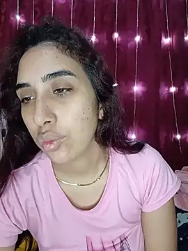 ifeelverywet andhot online show from June 17, 2026, 3:02 pm