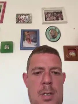 Snapshot of mrwright878787 chatting on November 7, 2025, 12:38 pm mrwright878787 online show from November 7, 2025, 12:38 pm