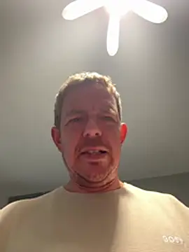 mrwright878787 online show from May 15, 2026, 7:32 pm