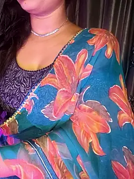 SexyAndHottie online show from October 8, 2025, 4:59 pm