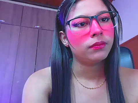  ALLYSON18  online show from March 4, 2026, 11:49 am