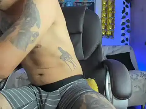 mikee scooth online show from January 20, 2025, 7:35 pm