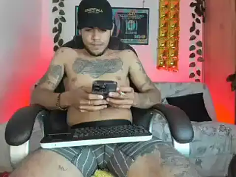 mikee scooth online show from January 21, 2025, 8:41 am