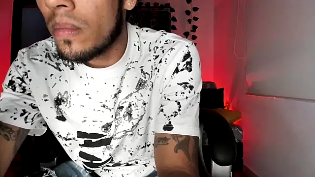 mikee scooth online show from September 12, 2025, 11:04 pm