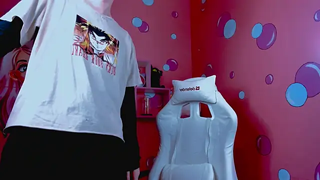 LukeSweet online show from December 3, 2025, 11:19 am