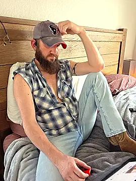 Snapshot of Icebearsticlese chatting on February 7, 2026, 10:02 pm Icebearsticlese online show from February 7, 2026, 10:02 pm