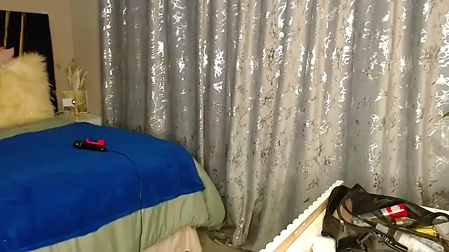 Snapshot of MissBigNipples chatting on May 16, 2026, 3:14 am MissBigNipples online show from May 16, 2026, 3:14 am