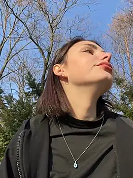 SandraCarter online show from February 13, 2025, 12:00 pm