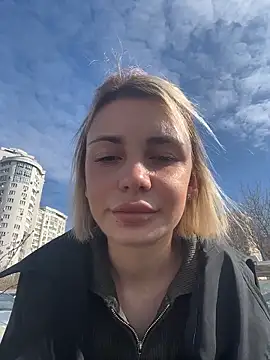 Snapshot of SandraCarter chatting on March 9, 2026, 8:18 am SandraCarter online show from March 9, 2026, 8:18 am