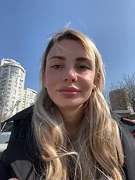 Snapshot of SandraCarter chatting on March 15, 2026, 8:20 am SandraCarter online show from March 15, 2026, 8:20 am