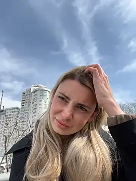 Snapshot of SandraCarter chatting on March 19, 2026, 8:07 am SandraCarter online show from March 19, 2026, 8:07 am