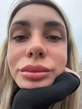 Snapshot of SandraCarter chatting on March 21, 2026, 7:46 am SandraCarter online show from March 21, 2026, 7:46 am