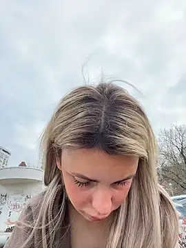 Snapshot of SandraCarter chatting on March 29, 2026, 8:03 am SandraCarter online show from March 29, 2026, 8:03 am