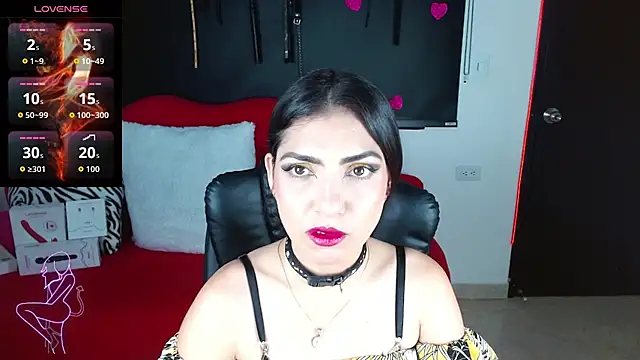 Snapshot of Carolaine69_ chatting on September 29, 2025, 1:27 pm Carolaine69 online show from September 29, 2025, 1:27 pm