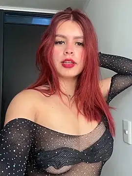 Isa smeraldy online show from February 21, 2026, 2:29 pm