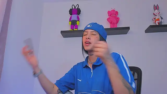 Gangster Girl online show from February 16, 2025, 11:05 pm