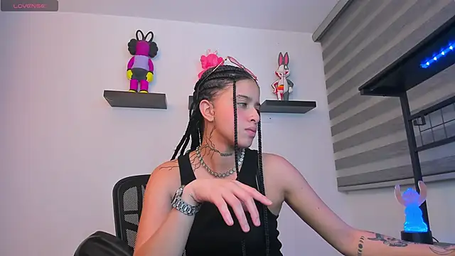 Gangster Girl online show from January 14, 2026, 4:07 am