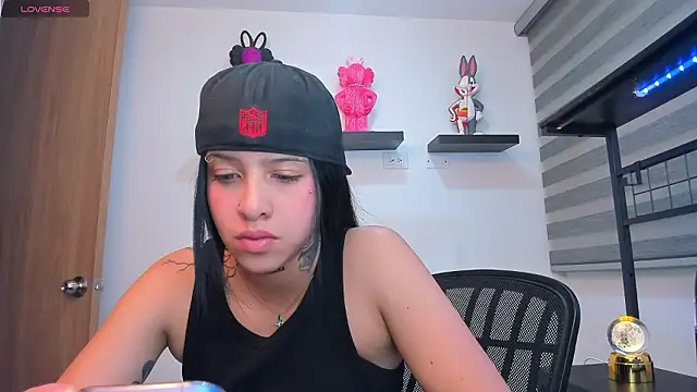 Gangster Girl online show from February 10, 2026, 3:10 am