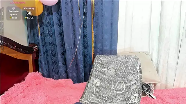 Snapshot of Rachel_Dubois chatting on February 6, 2025, 6:18 am Rachel Dubois online show from February 6, 2025, 6:18 am