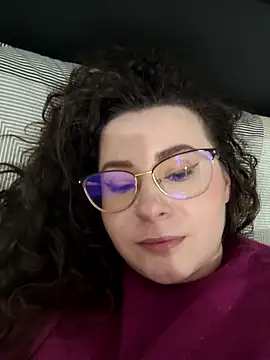 Snapshot of JESSYKA chatting on November 9, 2025, 6:17 pm JESSYKA online show from November 9, 2025, 6:17 pm