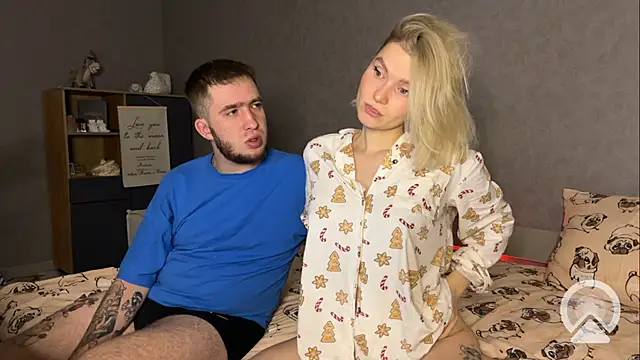 Snapshot of Adelovenick chatting on December 24, 2024, 7:33 pm Adelovenick online show from December 24, 2024, 7:33 pm