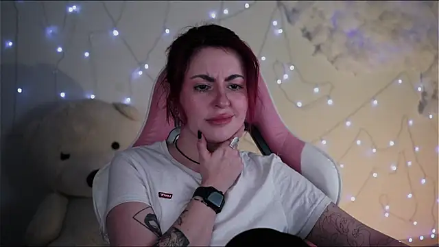 Snapshot of Lana__May chatting on December 20, 2024, 2:38 pm Lana May online show from December 20, 2024, 2:38 pm
