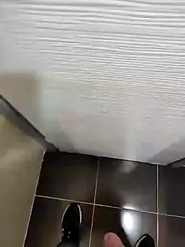 moaning4you95 online show from January 10, 2025, 12:36 pm