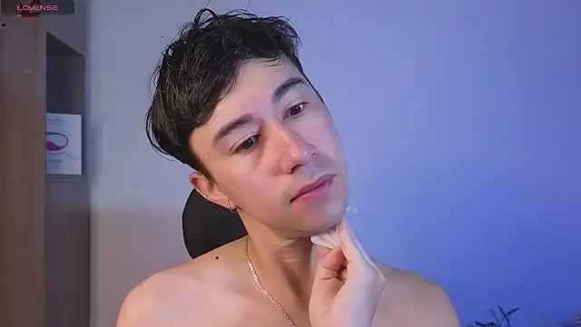 cameron cum online show from November 12, 2025, 11:10 am