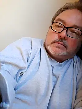 Snapshot of bluangelo chatting on March 20, 2025, 2:10 pm bluangelo online show from March 20, 2025, 2:10 pm