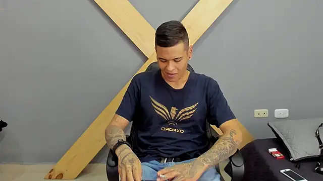 Snapshot of jamesinked_ chatting on December 24, 2024, 5:34 pm jamesinked  online show from December 24, 2024, 5:34 pm