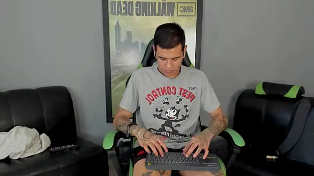 Snapshot of jamesinked_ chatting on January 28, 2025, 6:49 pm jamesinked  online show from January 28, 2025, 6:49 pm