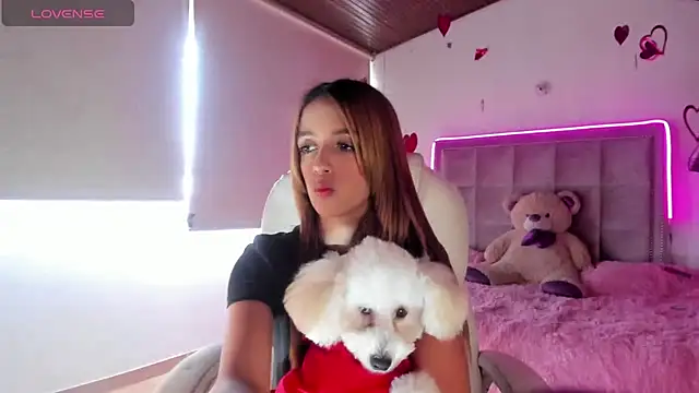 Snapshot of Melody_Ds chatting on March 8, 2025, 8:46 pm Melody Ds online show from March 8, 2025, 8:46 pm