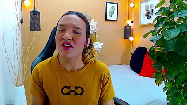 Snapshot of aslyhernandez_7 chatting on September 10, 2025, 11:54 am aslyhernandez 7 online show from September 10, 2025, 11:54 am