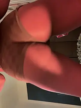 vayoleen online show from March 27, 2026, 8:37 am