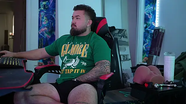 B The Creator X online show from February 4, 2026, 11:42 pm