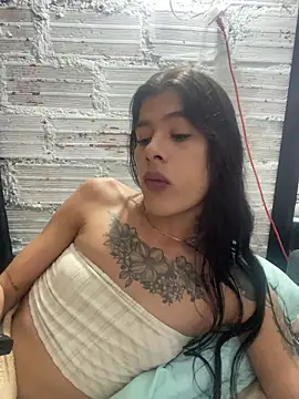 daniigarcia online show from March 27, 2026, 1:44 am