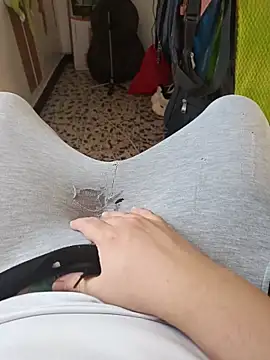beautiful hands  online show from July 21, 2026, 9:06 pm