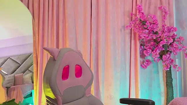 Elith noa online show from April 7, 2026, 12:33 am