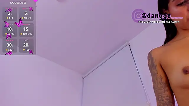 ZarianaEvanz online show from September 21, 2025, 10:33 pm