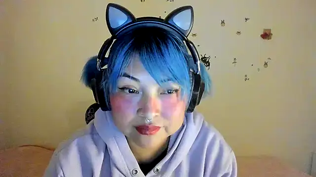 Shaddycute  online show from October 8, 2025, 2:53 am