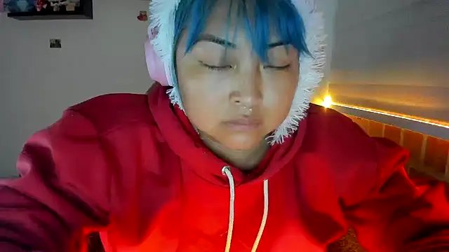 Shaddycute  online show from December 2, 2025, 10:53 am