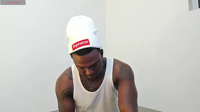 Troykhalil online show from November 18, 2025, 1:33 am