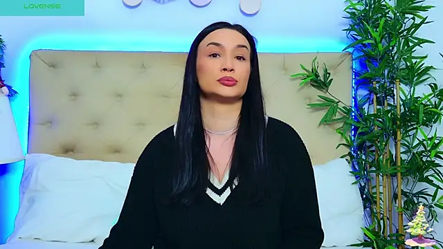 DaliyaArabian online show from December 15, 2025, 12:53 pm